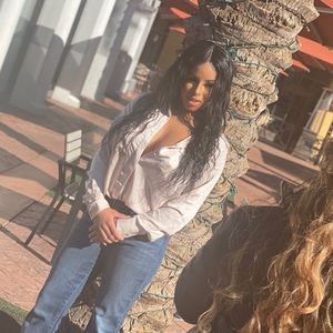 Meet your Posher, Alexis